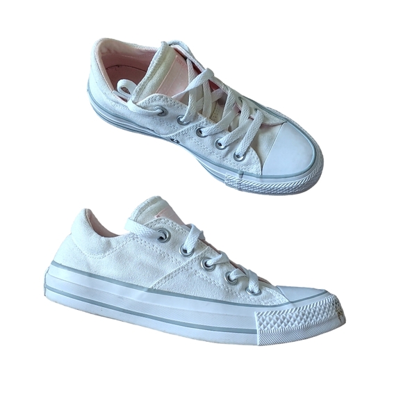 Converse Shoes - Converse White with Pink and Gray Accents Low Top Sneaker Shoes Size 5
